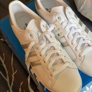 Men’s Adidas Sneakers